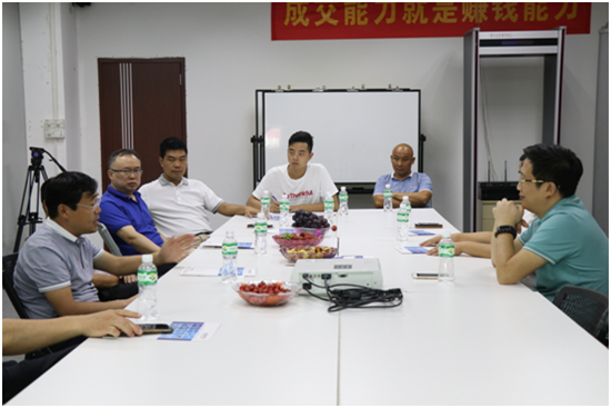 熱烈歡迎河南省鄧州市家鄉(xiāng)領(lǐng)導(dǎo)蒞臨善安公司參觀指導(dǎo)工作<div   id=